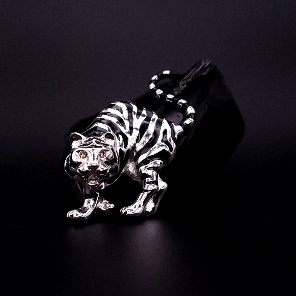 Vintage Silver & Black Enamel Tiger Brooch – Crystal Eyes – Statement Animal Pin